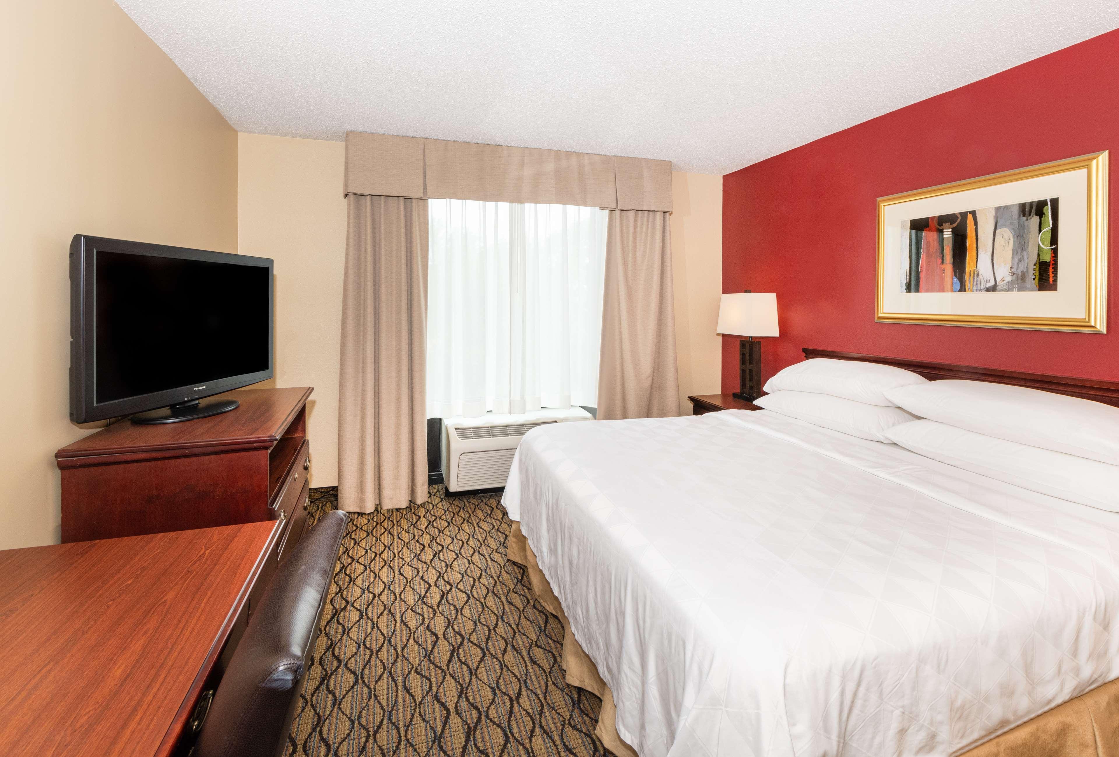 Aviator Hotel & Suites, BW Signature Collection Green Park Екстериор снимка